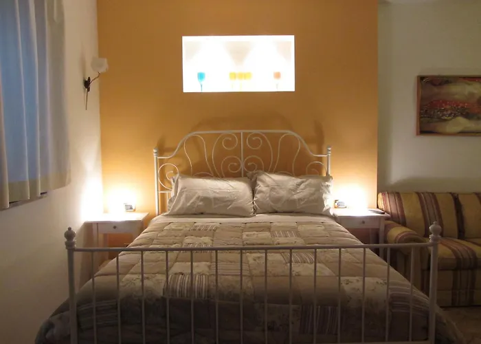 Pensjonat A 2 Passi Dal Bellaria 3*